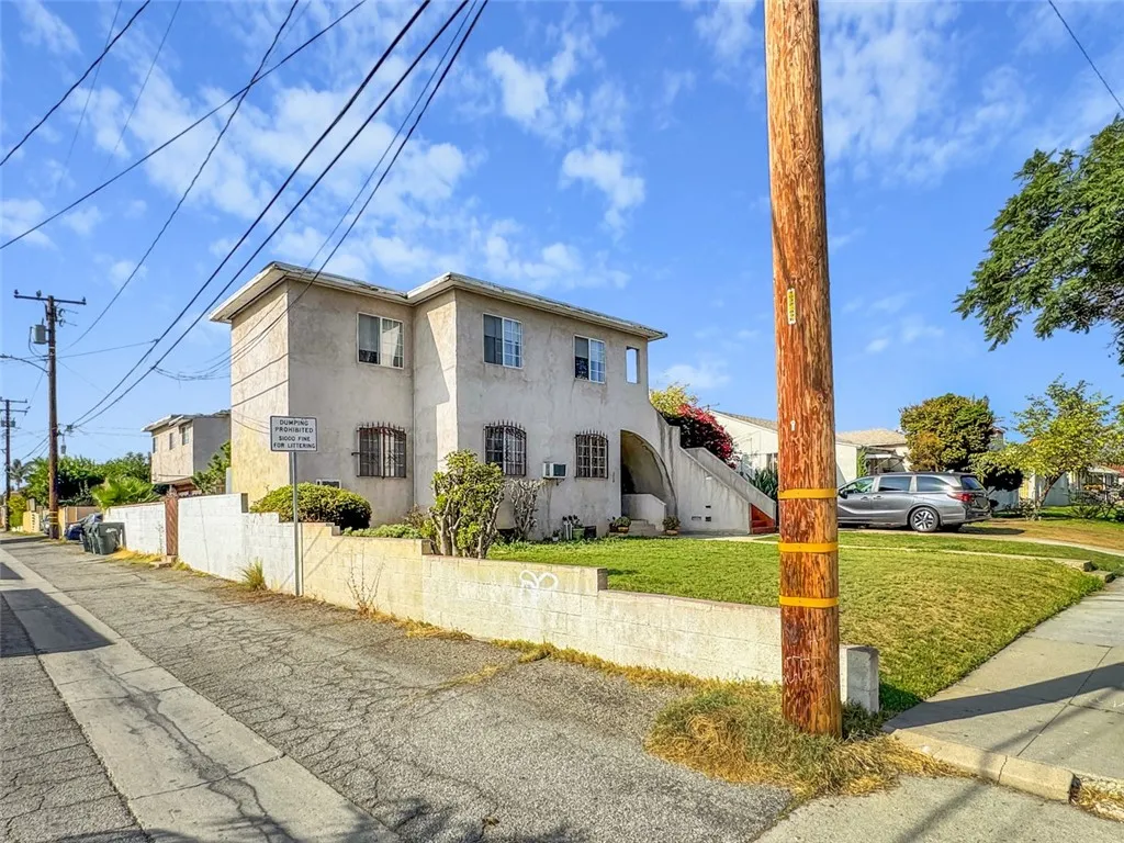 113 N 19th Street, Montebello, California 90640 home-pic-24